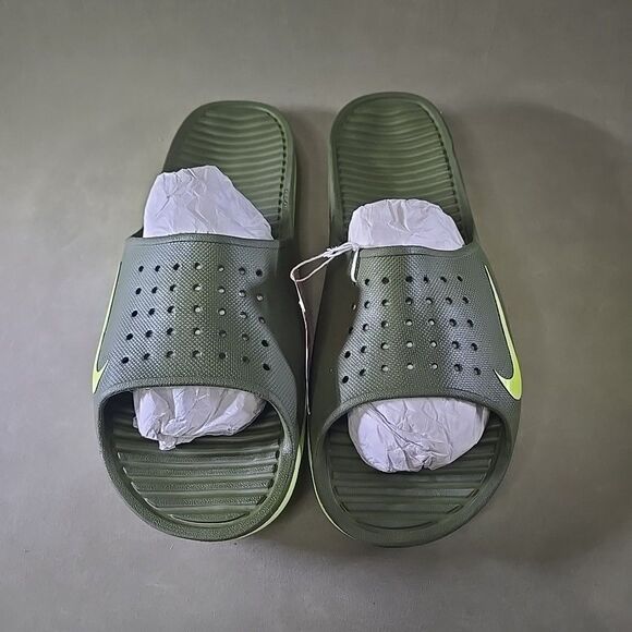 Nike Benassi Solarsoft Men's Size 17 Slides Sandals Black DS 386163-306 - Picture 3 of 10